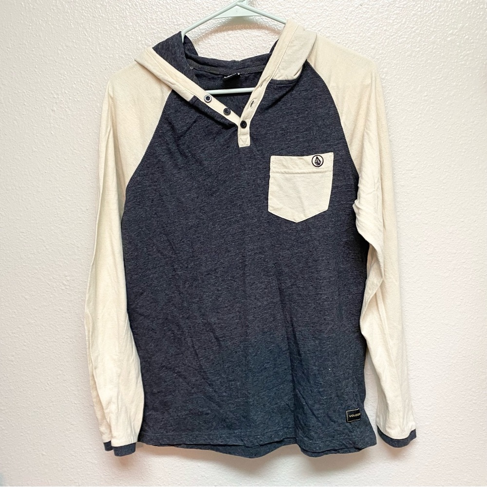 Volcom Long Sleeve Hoodie Shirt, Size S